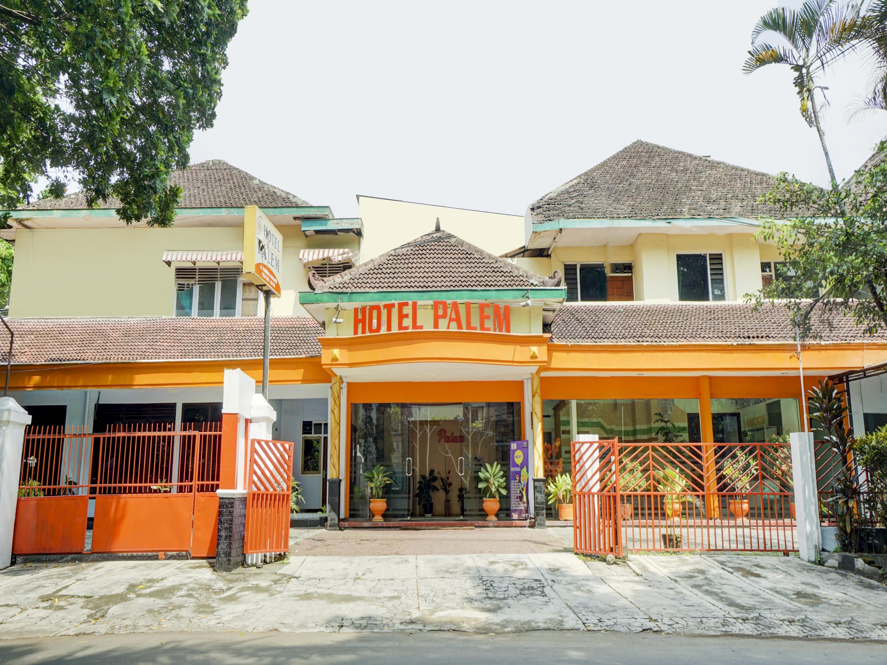Hotel Palem 2 Syariah Malang Redpartner Exteriör bild