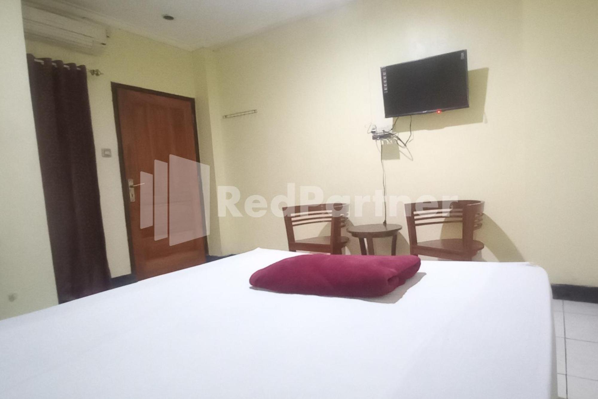 Hotel Palem 2 Syariah Malang Redpartner Exteriör bild