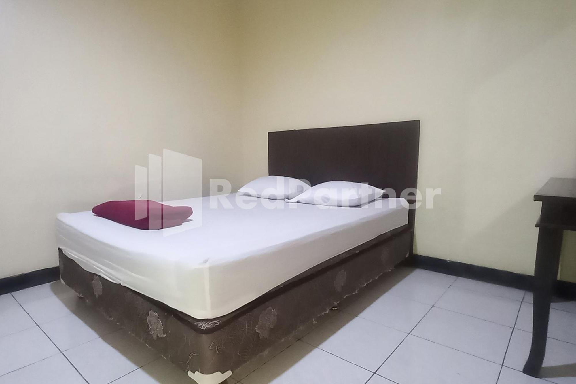 Hotel Palem 2 Syariah Malang Redpartner Exteriör bild