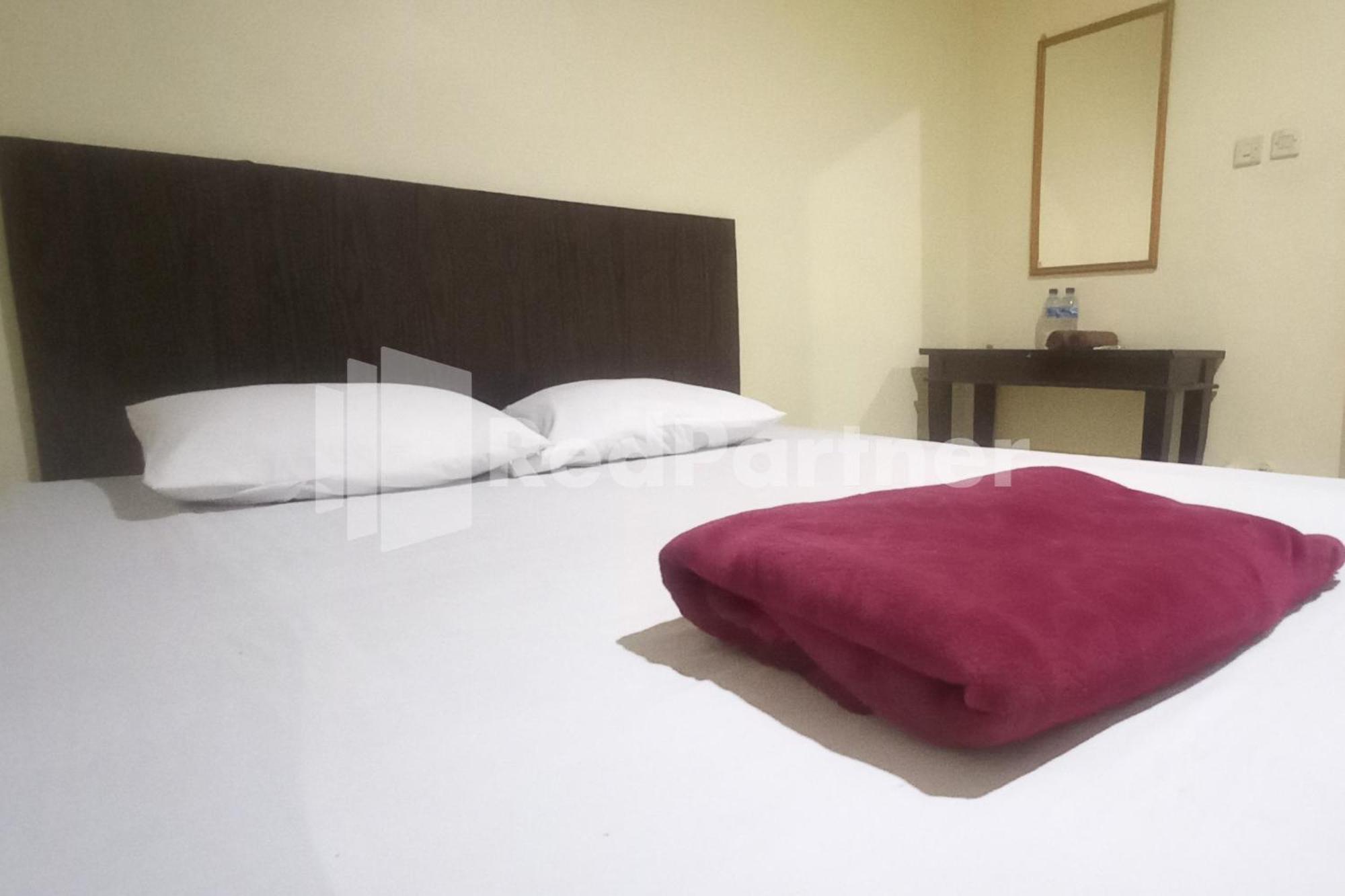 Hotel Palem 2 Syariah Malang Redpartner Exteriör bild