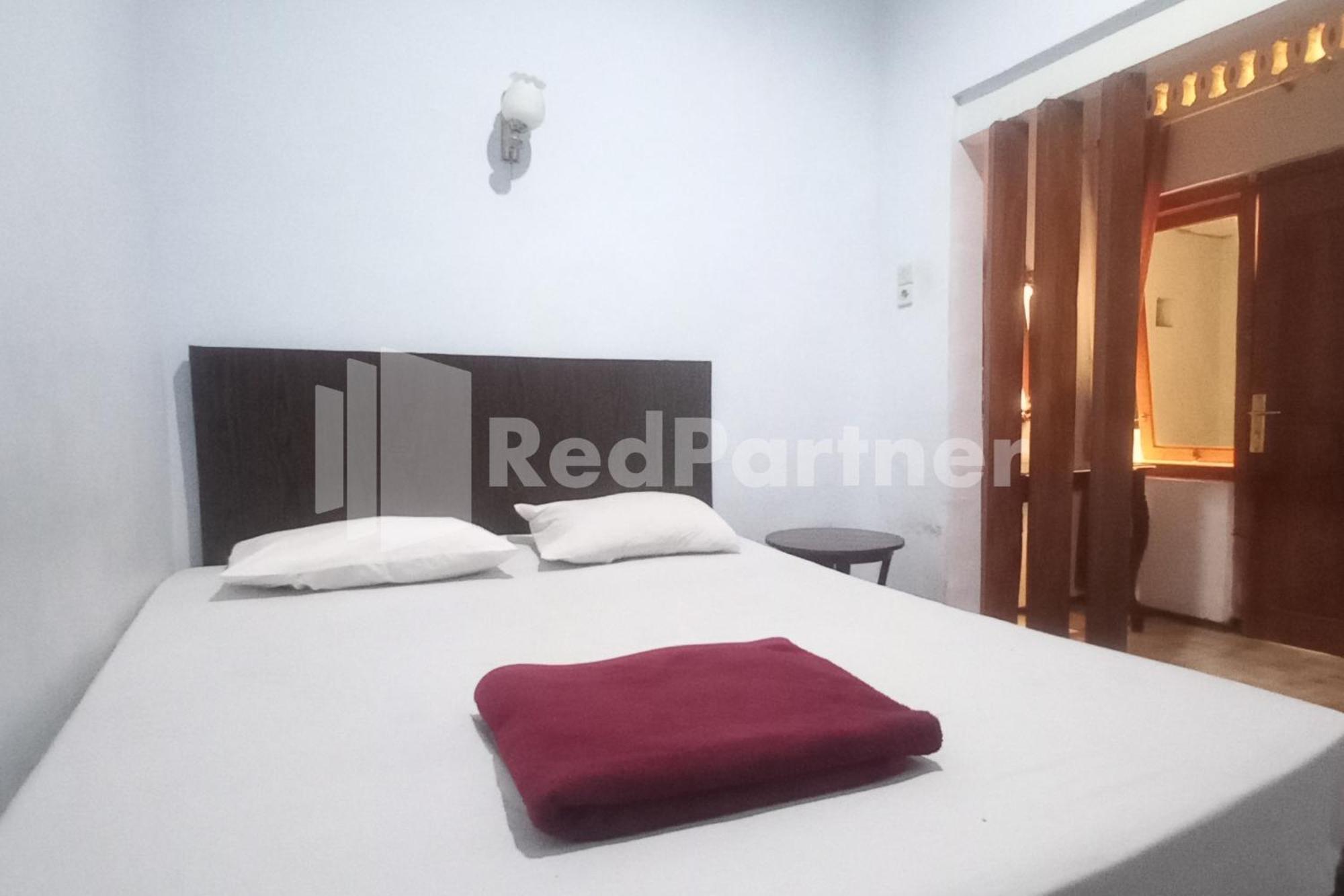 Hotel Palem 2 Syariah Malang Redpartner Exteriör bild